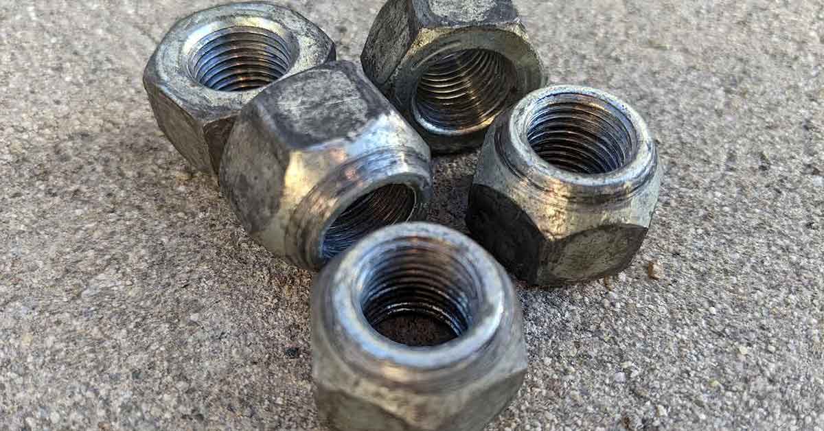 What is the Size of the Lug Nuts? Are They All The Same?